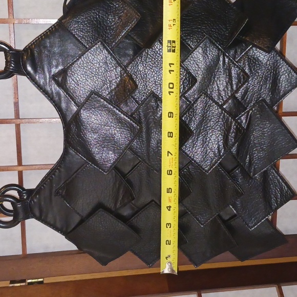 Black Purse - Picture 8 of 11